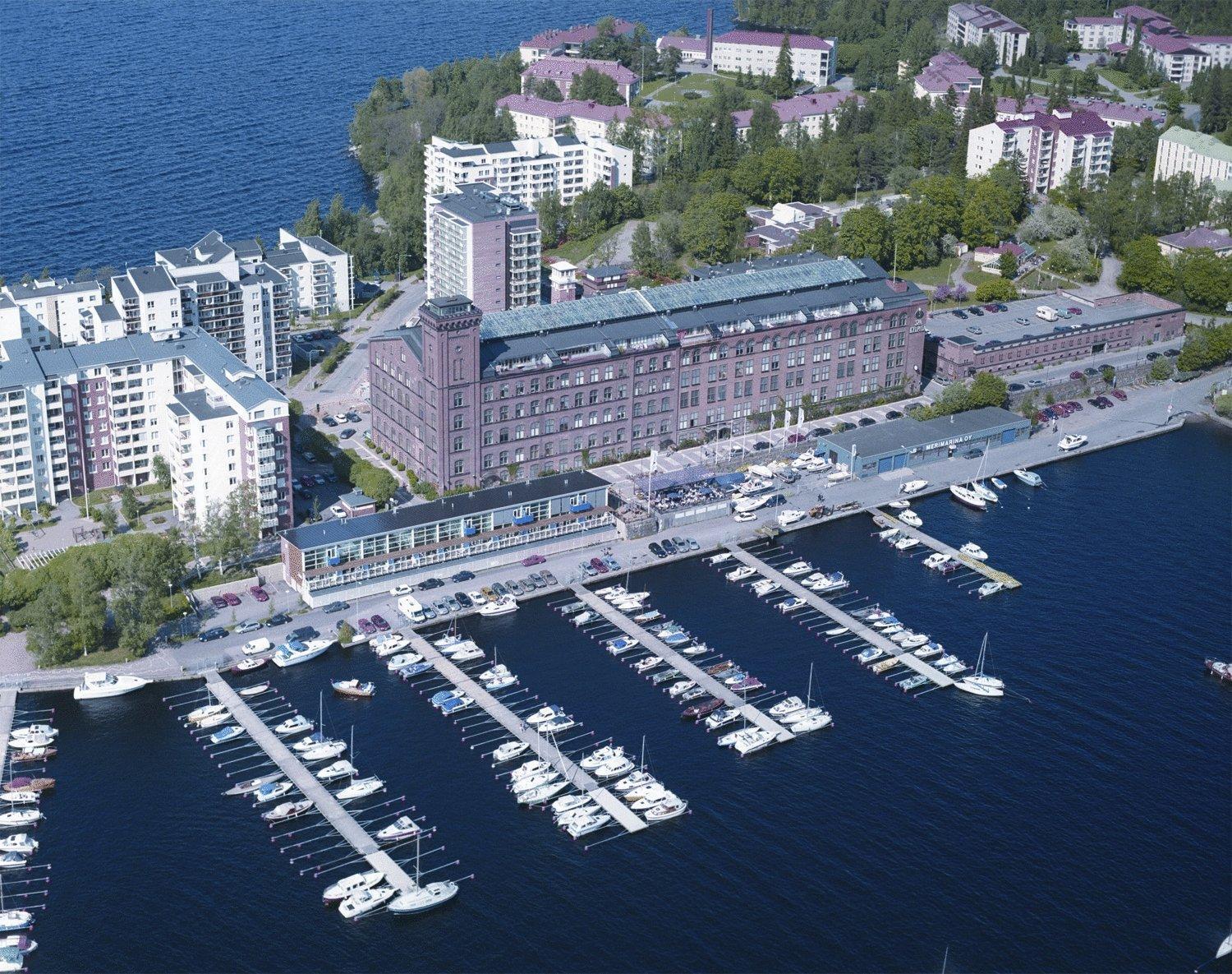 Apartment Club Tampereen Kehraeaemoe *
